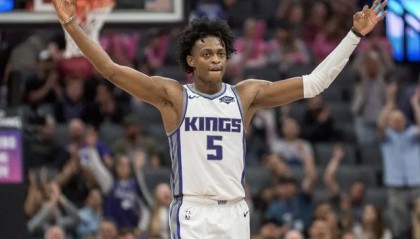  福克斯关键抢断国王终结勇士连胜