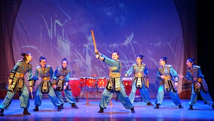  电竞巾帼英豪绽放赛场别样风采