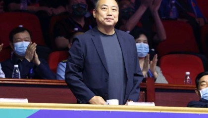  卢布列夫五盘鏖战险胜晋级决赛