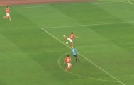  定位球防守现漏洞，致命失误葬送胜果
