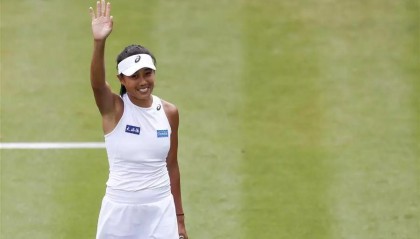  中国金花张帅爆发，直落两盘淘汰种子选手