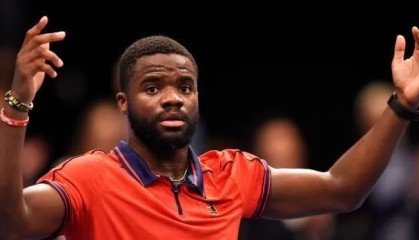  贾巴尔年终总决赛突围，首次参赛便进四强