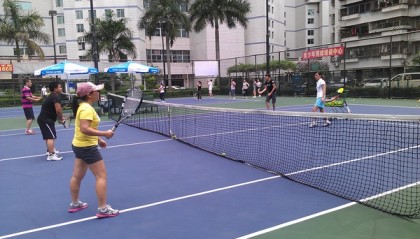  网球裁判培训强化，视频回放系统操作成必修课