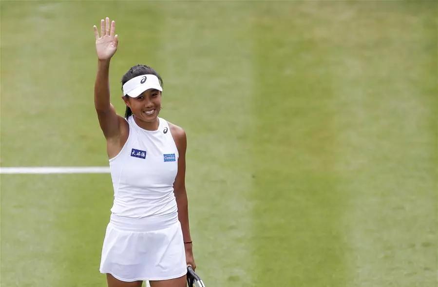  中国金花张帅爆发，直落两盘淘汰种子选手