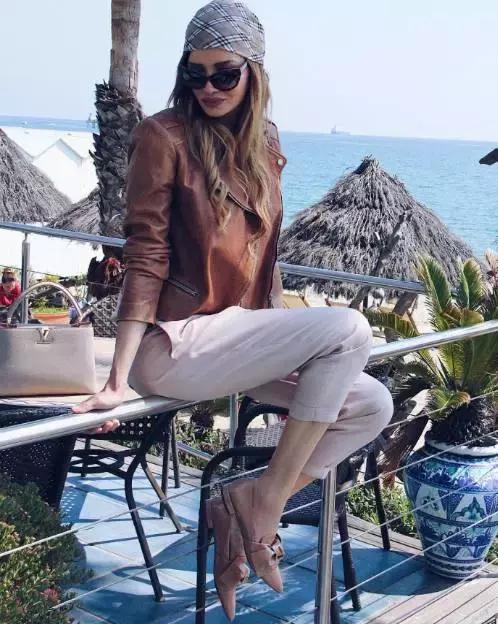  埃切维里正拍穿网，乌玛圭迪站新秀崭露头角