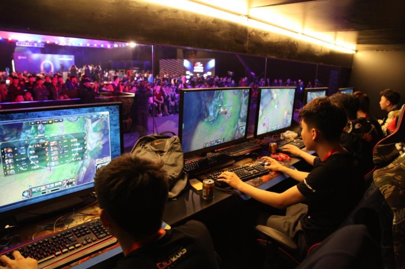  城市电竞争霸开战，全民参与热情高涨
