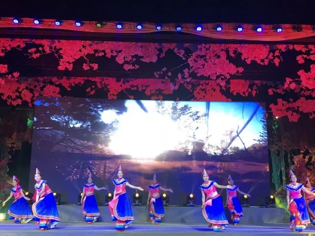  球迷文化蓬勃发展，主场氛围愈发热烈