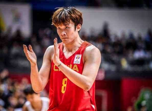  山东高速全员皆兵，团队篮球击溃广东队