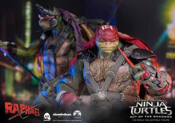  电竞周边产品热销 限量手办收藏价值持续走高