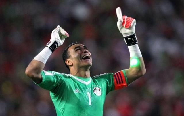  门将神勇扑救保清白，零封对手成就经典战役